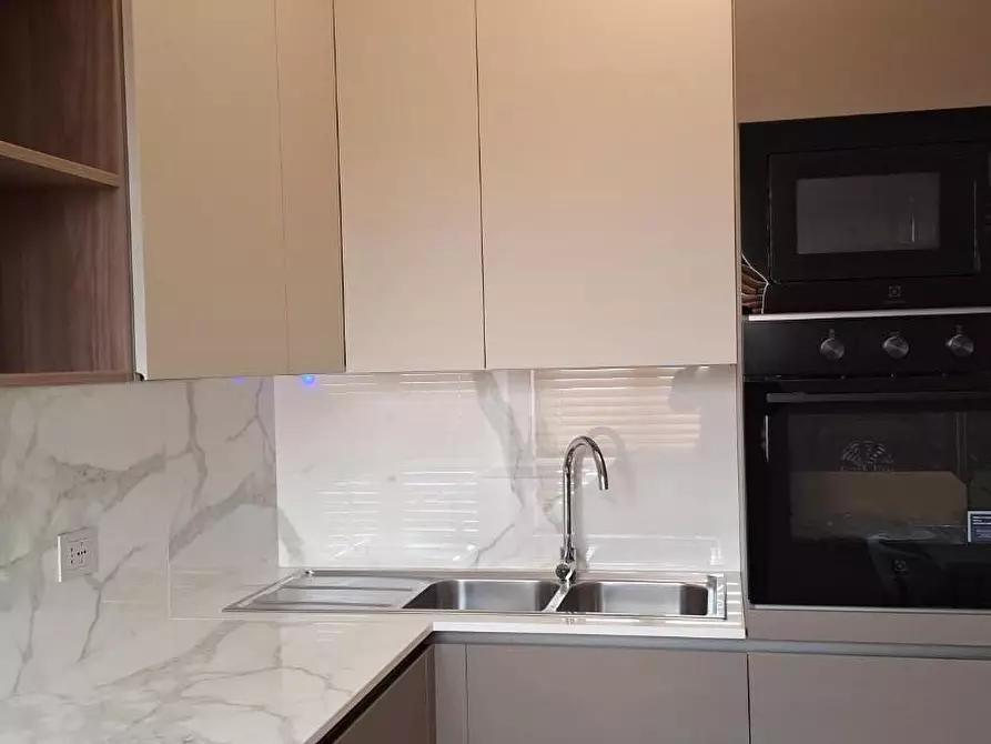 Immagine 23 di Appartamento in affitto  a Livorno