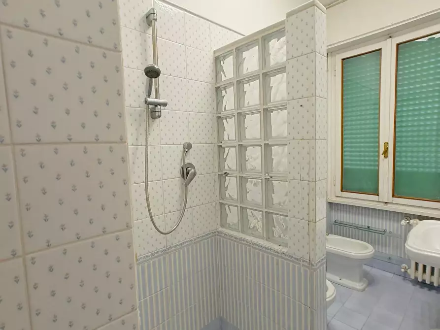 Immagine 16 di Appartamento in vendita  a Livorno