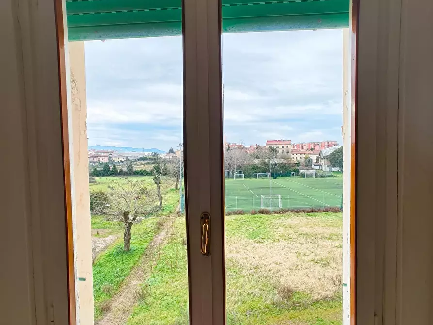 Immagine 12 di Appartamento in vendita  a Livorno