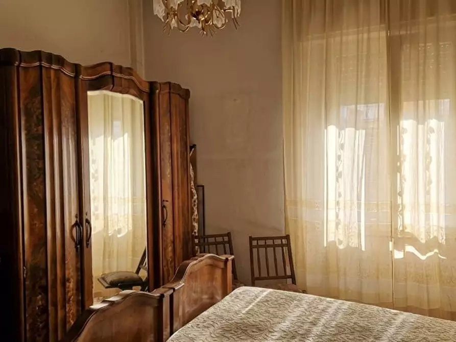 Immagine 9 di Appartamento in vendita  a Massa