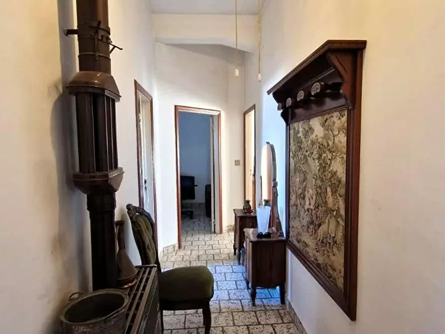 Immagine 3 di Appartamento in vendita  a Massa