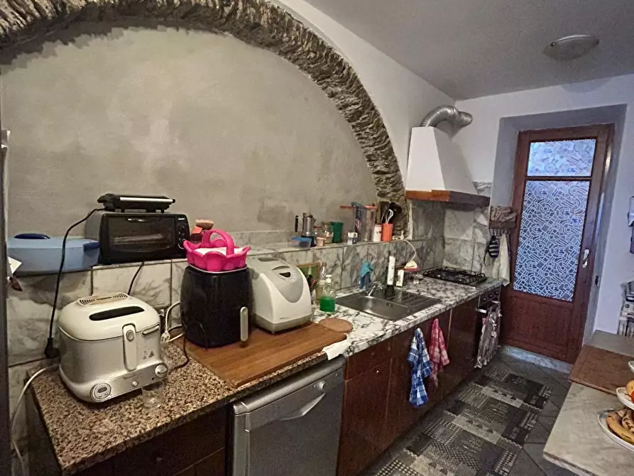 Immagine 2 di Terratetto in affitto  a Massa