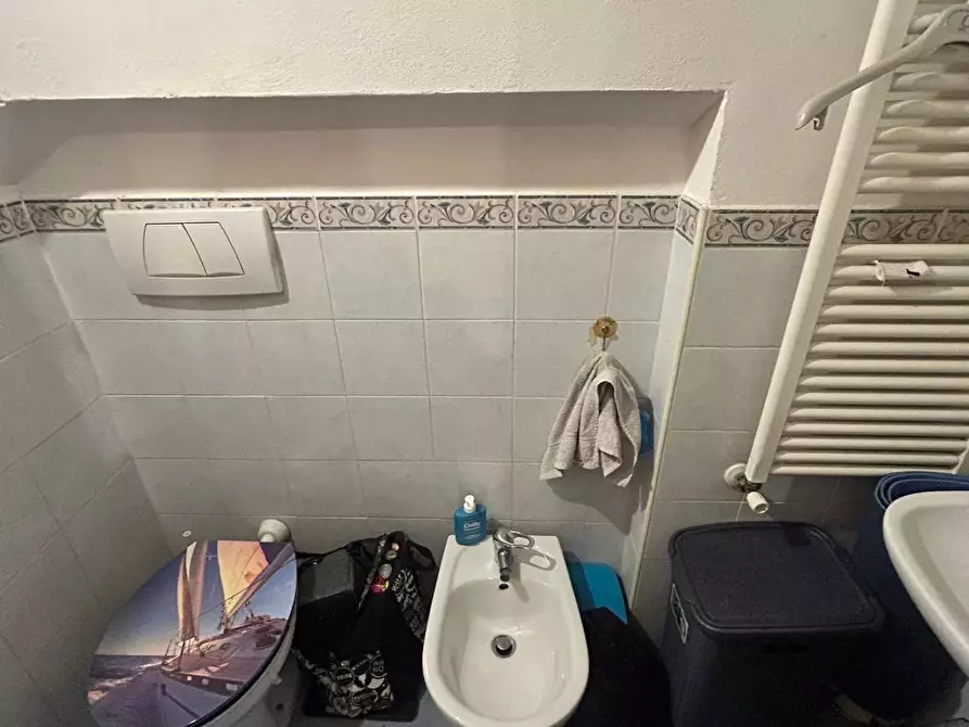 Immagine 7 di Terratetto in affitto  a Massa