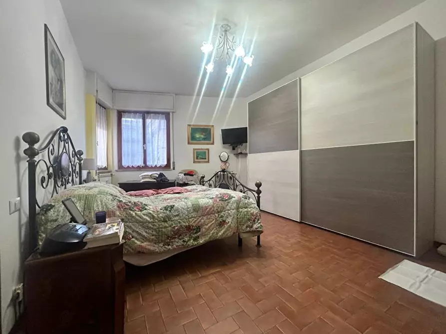 Immagine 7 di Appartamento in vendita  a Carrara