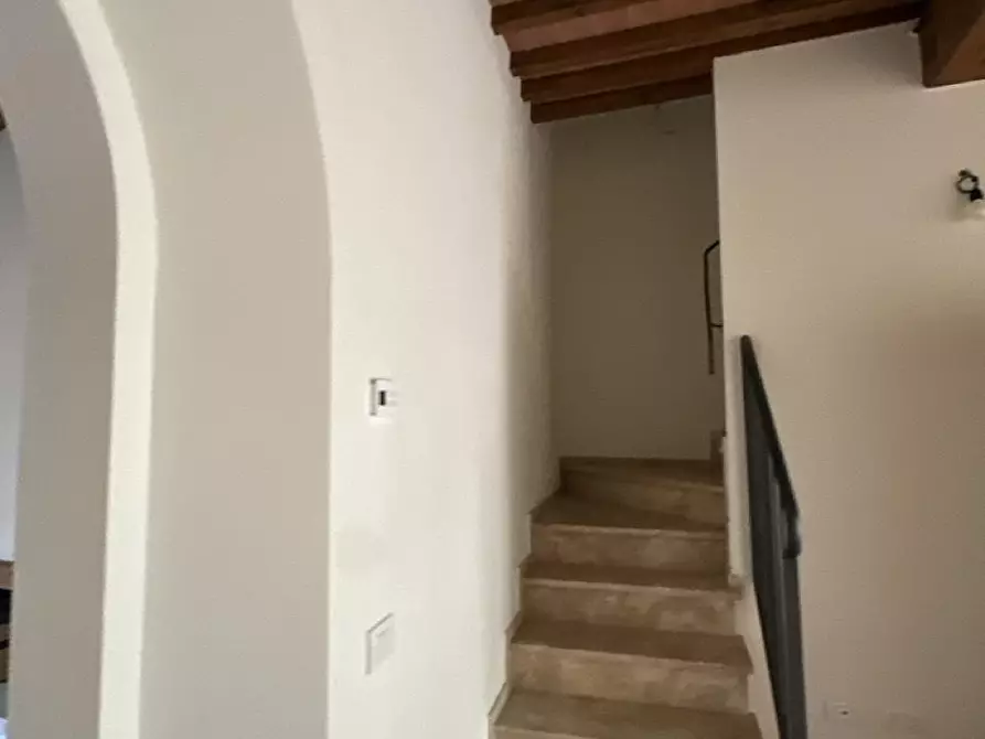 Immagine 28 di Appartamento in vendita  a Sovicille