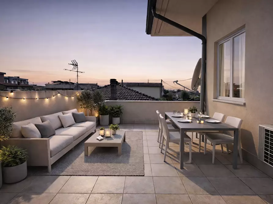 Immagine 44 di Casa indipendente in vendita  a Massa