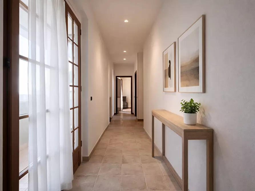 Immagine 19 di Casa indipendente in vendita  a Massa