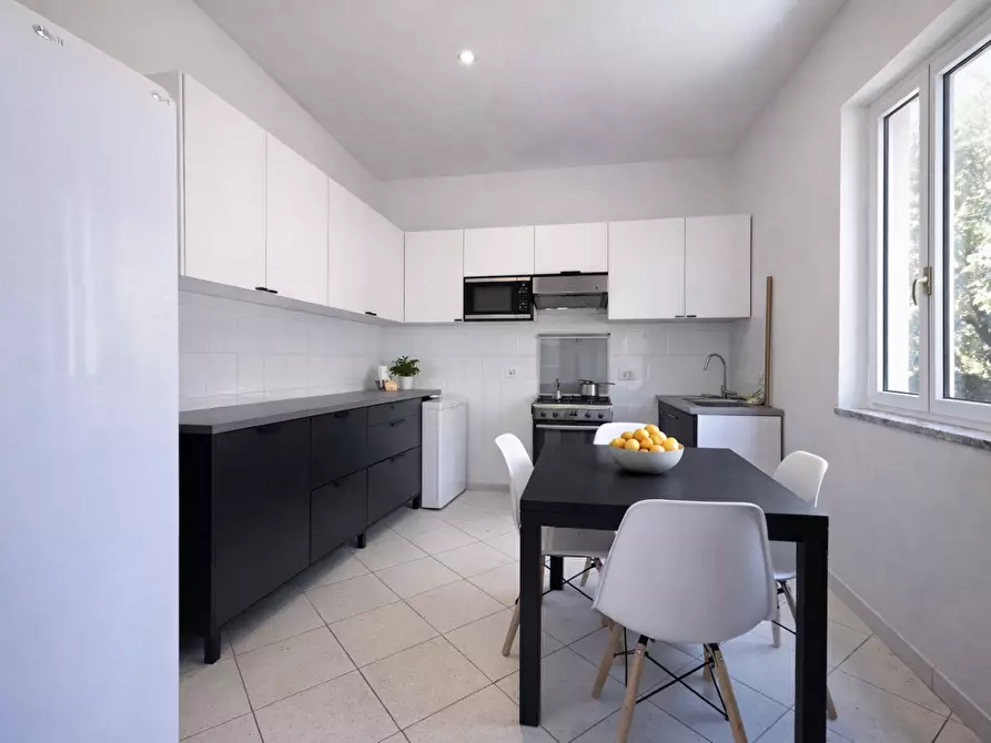 Immagine 32 di Casa indipendente in vendita  a Massa