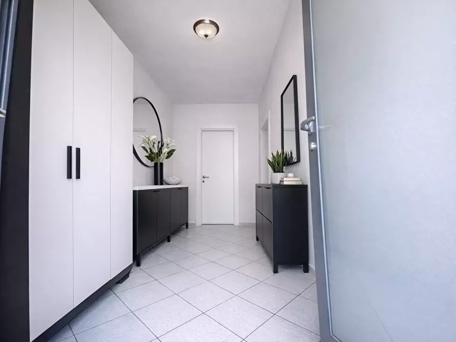 Immagine 30 di Casa indipendente in vendita  a Massa