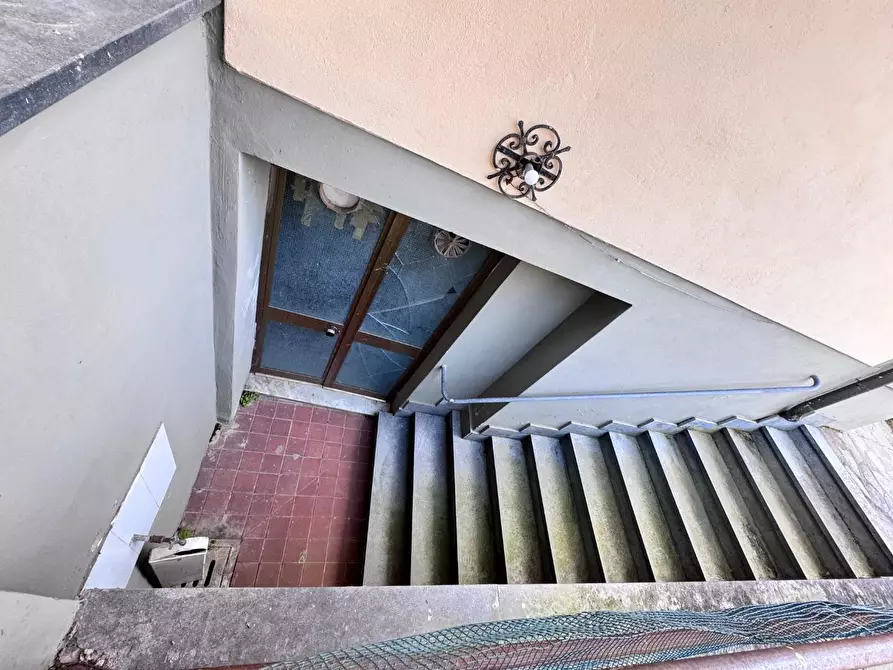 Immagine 53 di Casa indipendente in vendita  a Massa