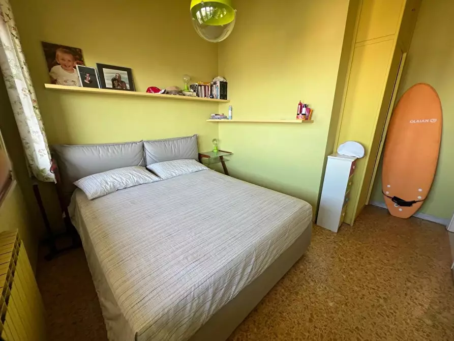 Immagine 13 di Mansarda in vendita  a Viareggio