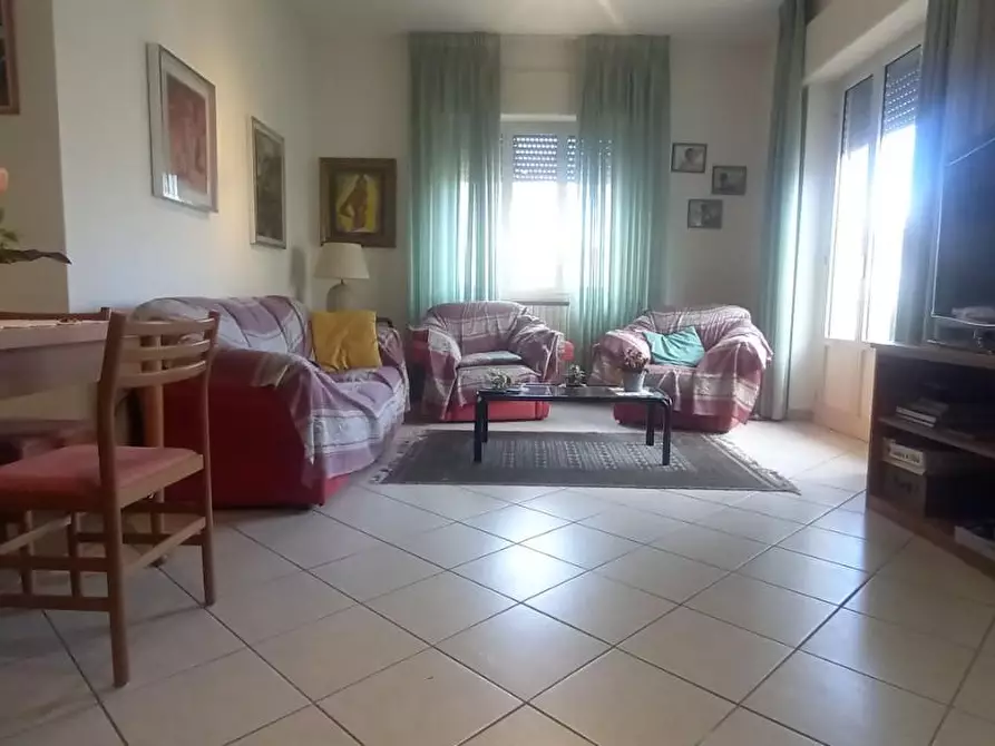 Immagine 14 di Appartamento in vendita  a Camaiore