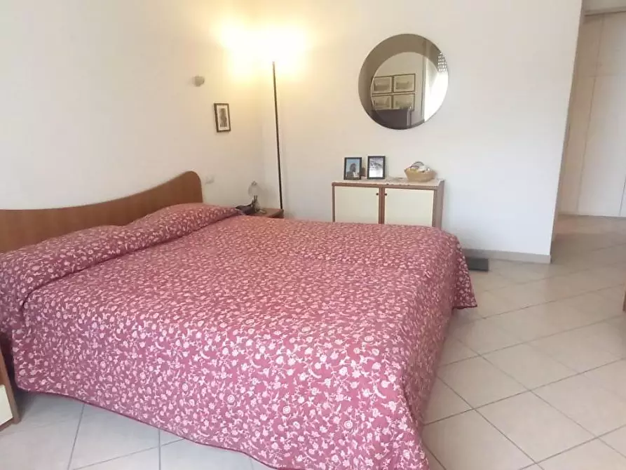 Immagine 30 di Appartamento in vendita  a Camaiore