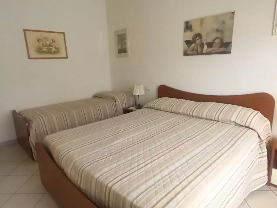 Immagine 40 di Appartamento in vendita  a Camaiore