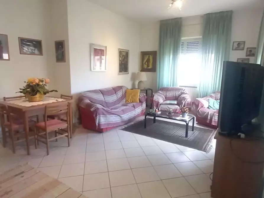 Immagine 9 di Appartamento in vendita  a Camaiore