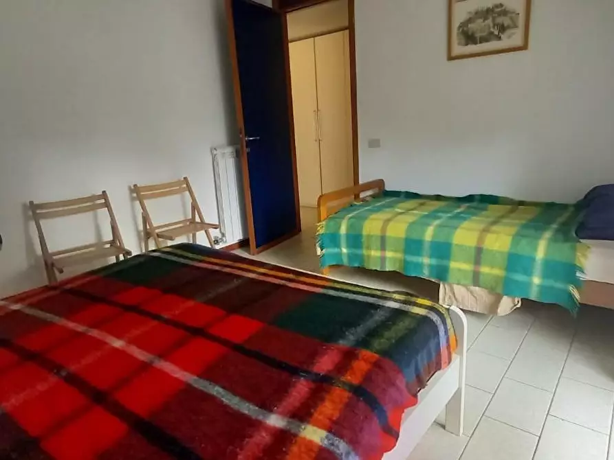 Immagine 14 di Appartamento in affitto  a Camaiore