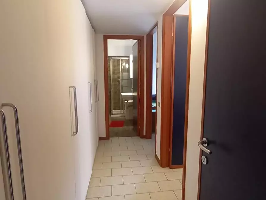 Immagine 12 di Appartamento in affitto  a Camaiore