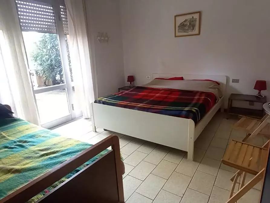 Immagine 13 di Appartamento in affitto  a Camaiore