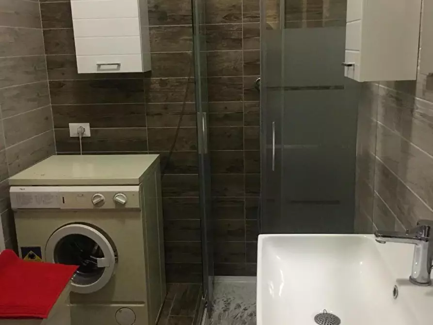 Immagine 7 di Appartamento in affitto  a Camaiore