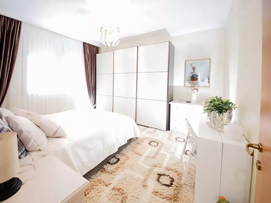 Immagine 40 di Appartamento in vendita  a Collesalvetti