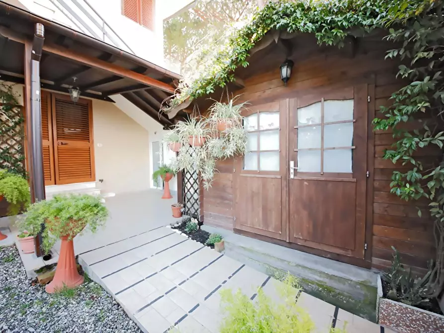 Immagine 4 di Appartamento in vendita  a Collesalvetti