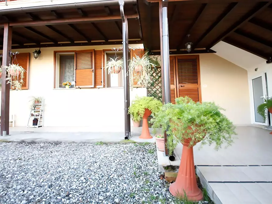 Immagine 2 di Appartamento in vendita  a Collesalvetti