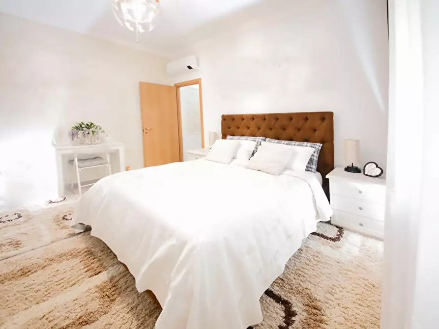 Immagine 36 di Appartamento in vendita  a Collesalvetti