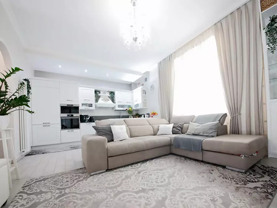 Immagine 15 di Appartamento in vendita  a Collesalvetti