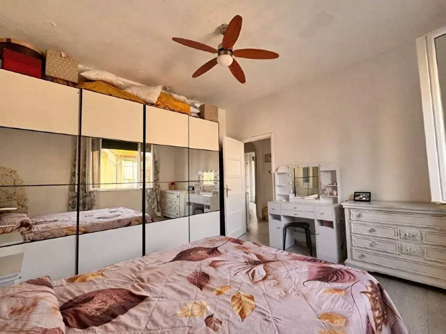 Immagine 13 di Appartamento in vendita  a Pontedera