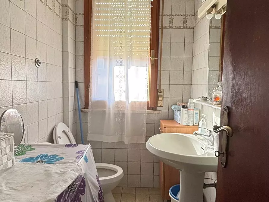 Immagine 18 di Appartamento in vendita  a Cascina