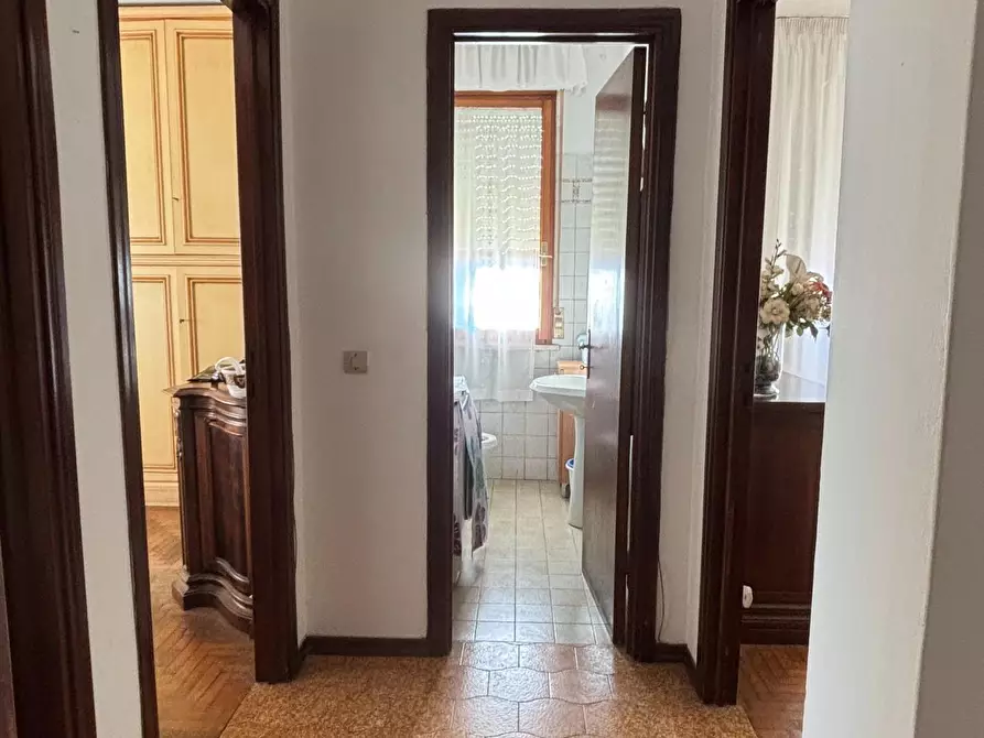 Immagine 12 di Appartamento in vendita  a Cascina