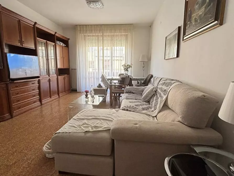 Immagine 6 di Appartamento in vendita  a Cascina