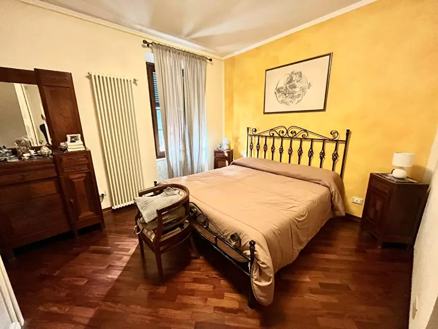 Immagine 14 di Appartamento in vendita  a Massa