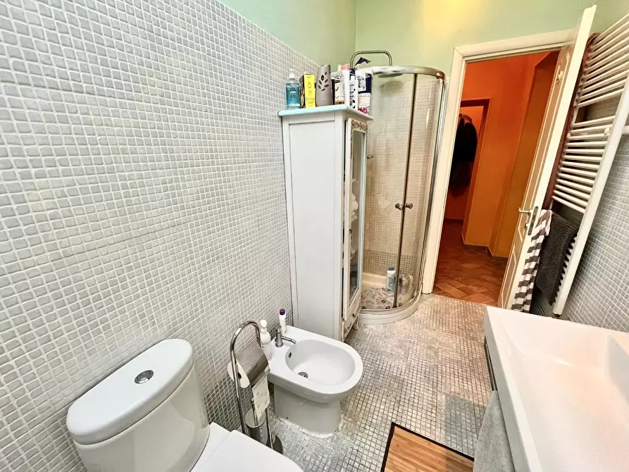 Immagine 19 di Appartamento in vendita  a Massa