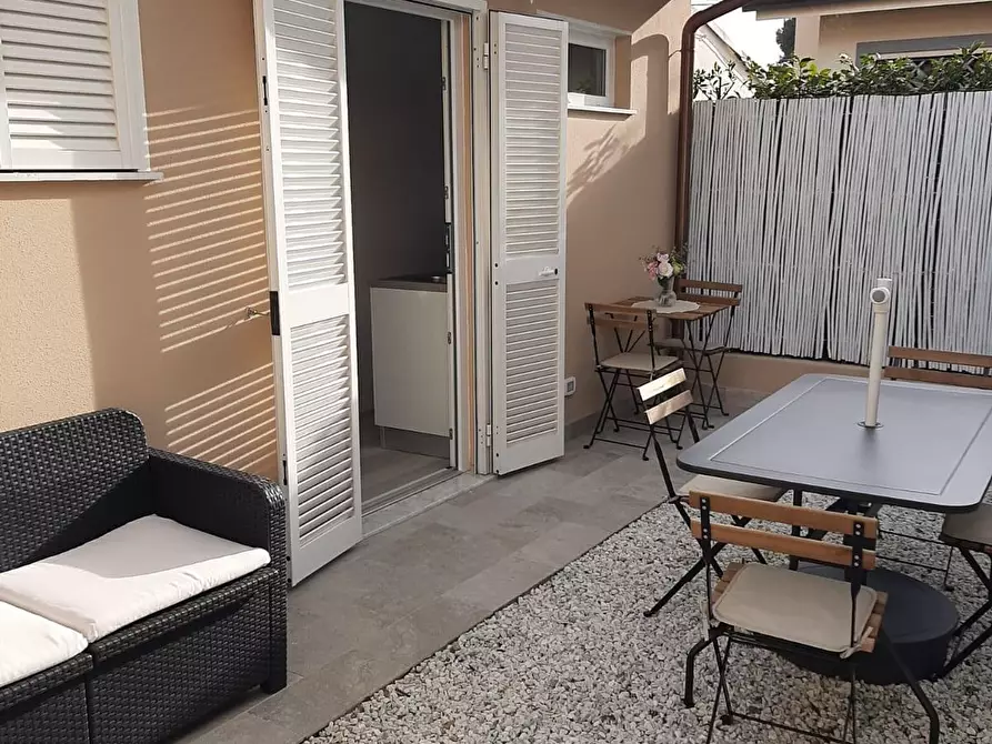Immagine 1 di Terratetto in affitto  a Pietrasanta