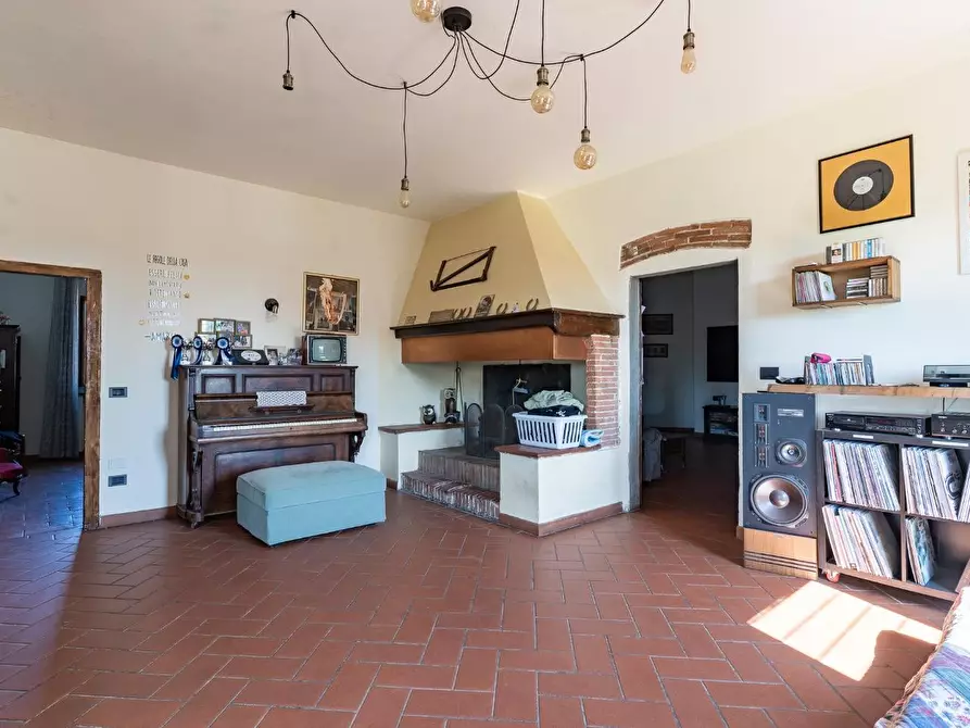 Immagine 13 di Casa colonica in vendita  a Santa Croce Sull'arno