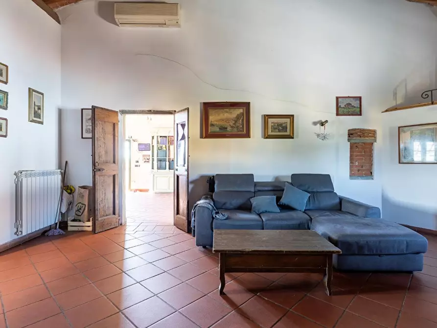 Immagine 19 di Casa colonica in vendita  a Santa Croce Sull'arno