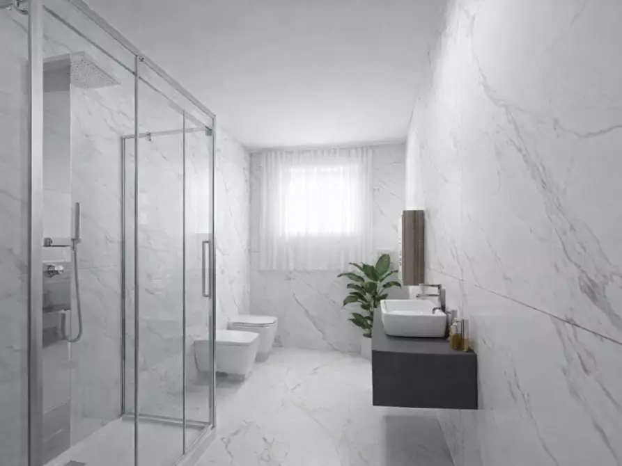 Immagine 8 di Appartamento in vendita  a Livorno