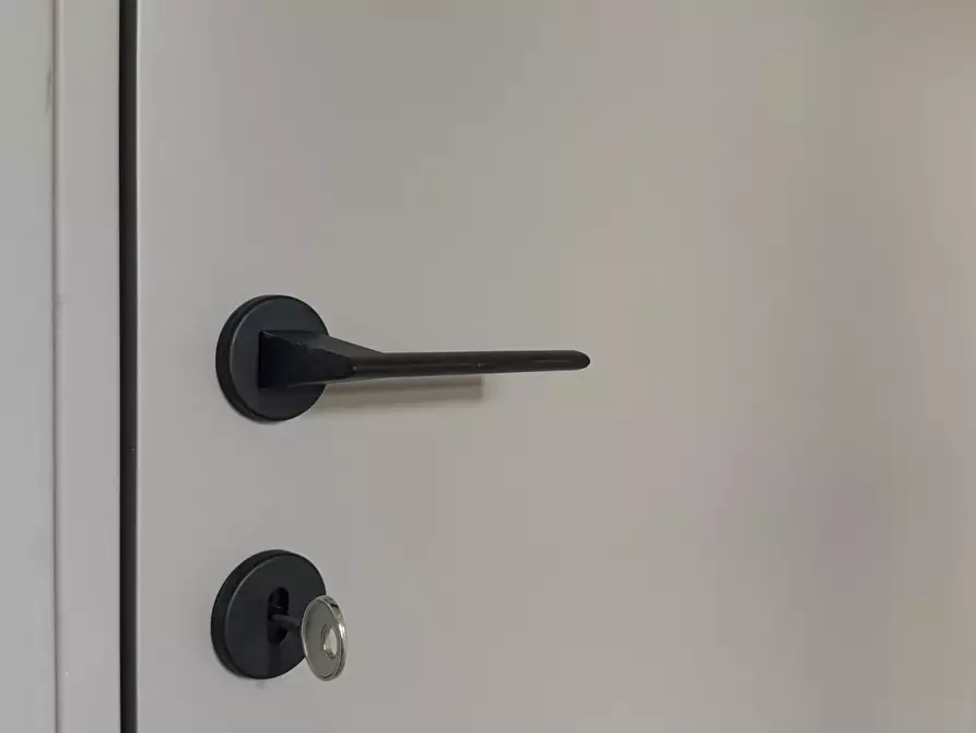 Immagine 12 di Appartamento in vendita  a Livorno