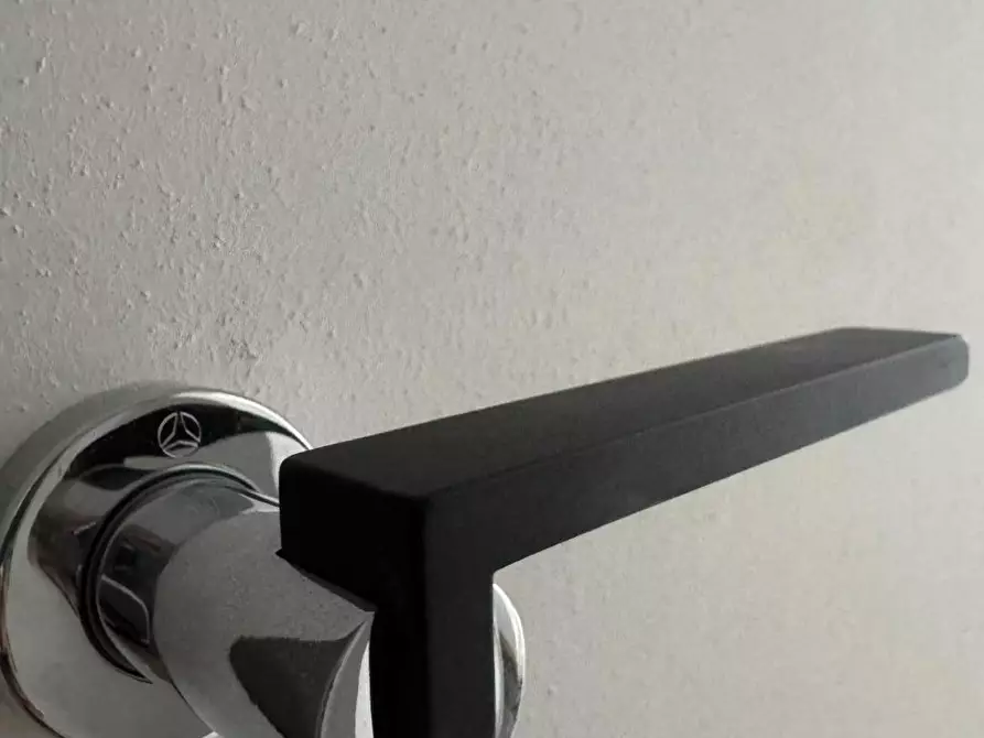 Immagine 13 di Appartamento in vendita  a Livorno