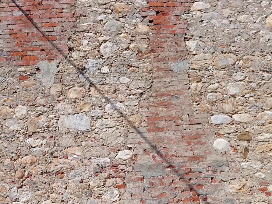 Immagine 12 di Casa semindipendente in vendita  a Carrara