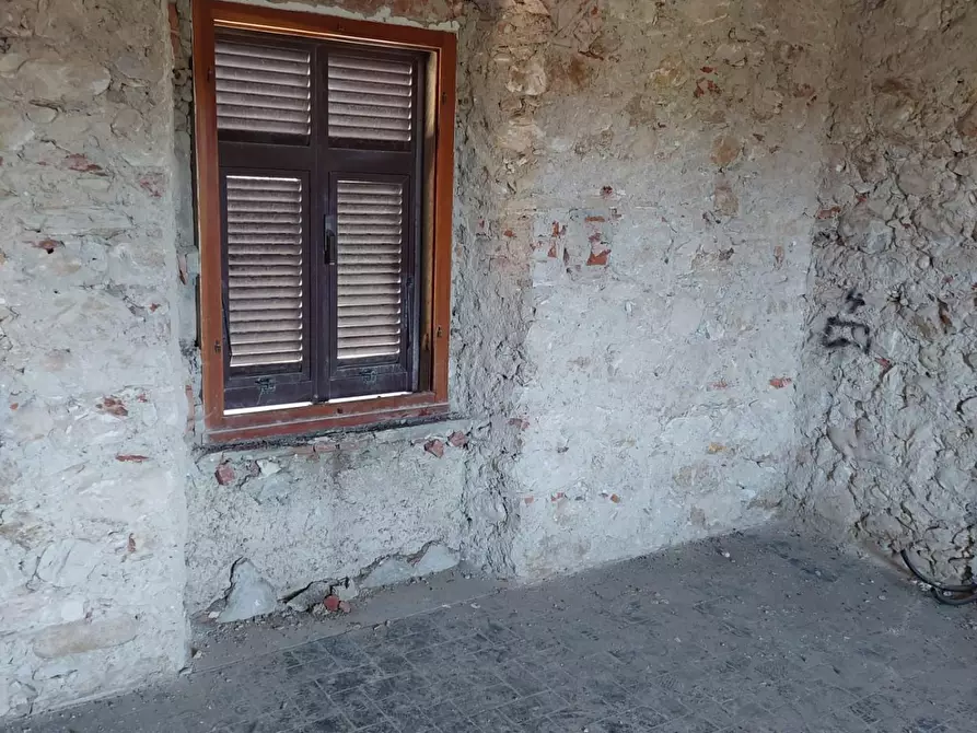 Immagine 17 di Casa semindipendente in vendita  a Carrara