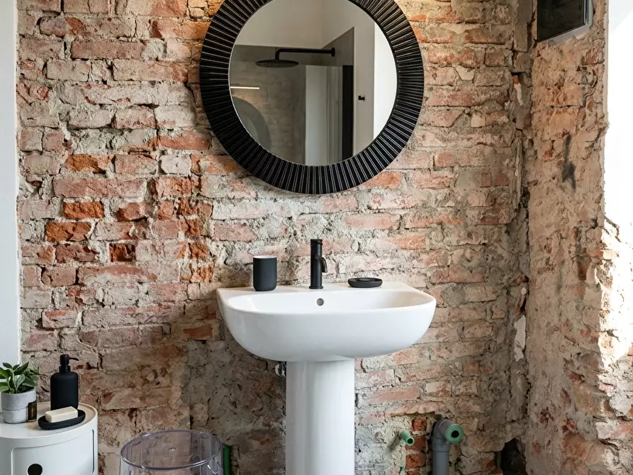 Immagine 8 di Casa semindipendente in vendita  a Carrara