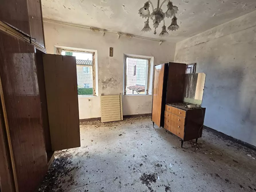 Immagine 4 di Casa semindipendente in vendita  a Montecarlo