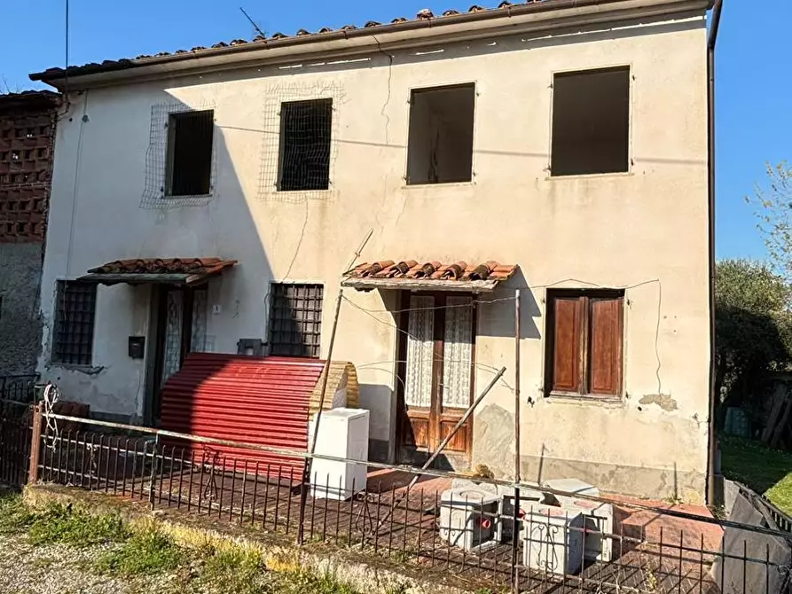 Immagine 13 di Casa semindipendente in vendita  a Montecarlo