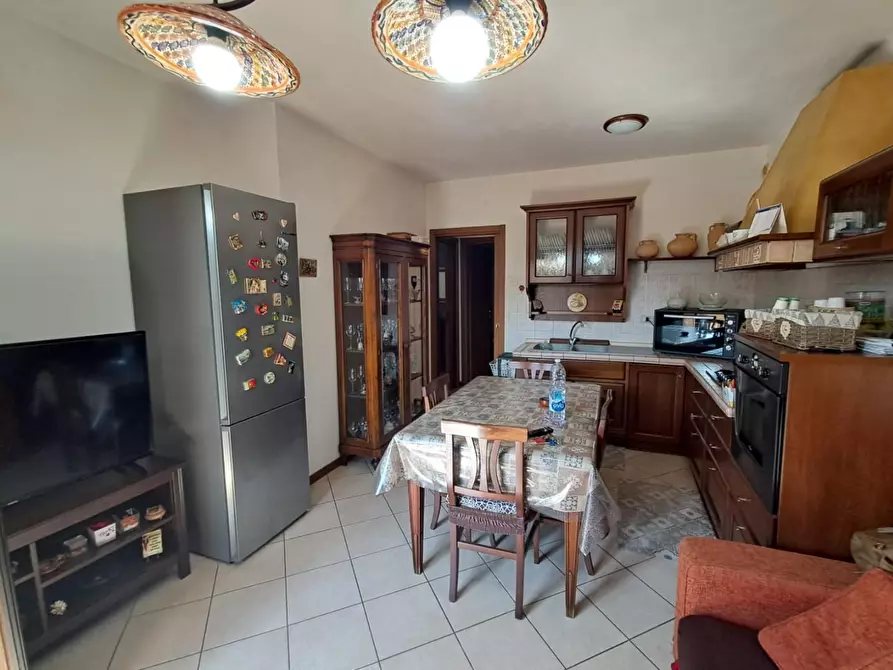 Immagine 2 di Appartamento in vendita  a Bientina