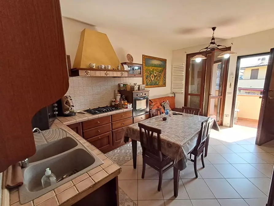 Immagine 3 di Appartamento in vendita  a Bientina