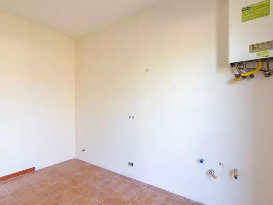 Immagine 10 di Appartamento in vendita  a Pisa