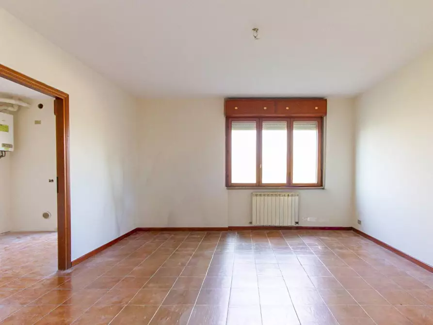 Immagine 2 di Appartamento in vendita  a Pisa