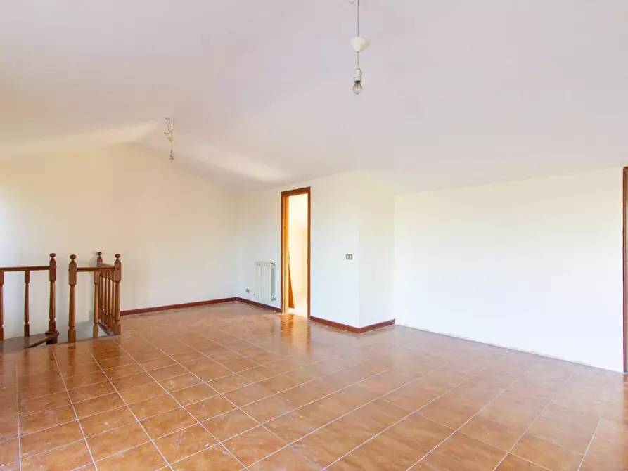 Immagine 22 di Appartamento in vendita  a Pisa